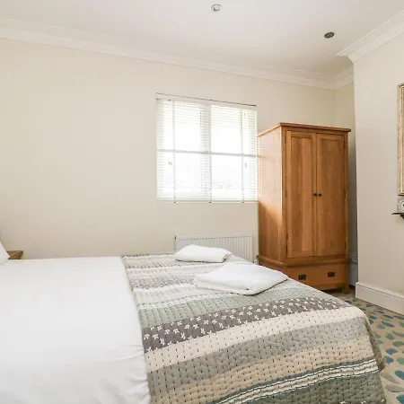Holiday home Rivercrest *
